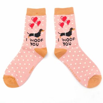 roze sokken Teckel hondjes