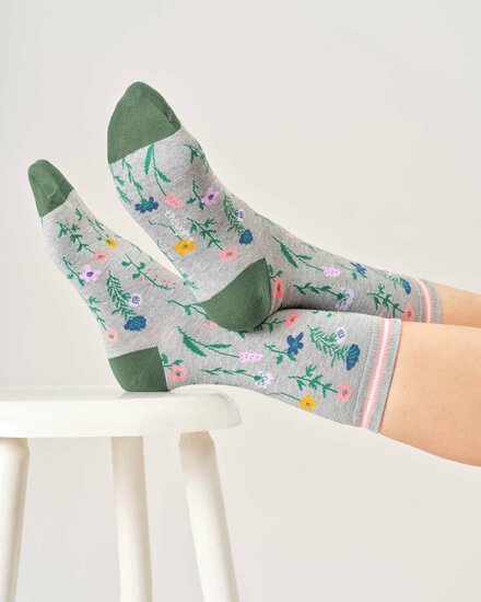 sokken met bloemen