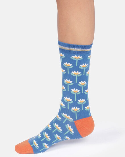 blauwe damessokken met bloementprint