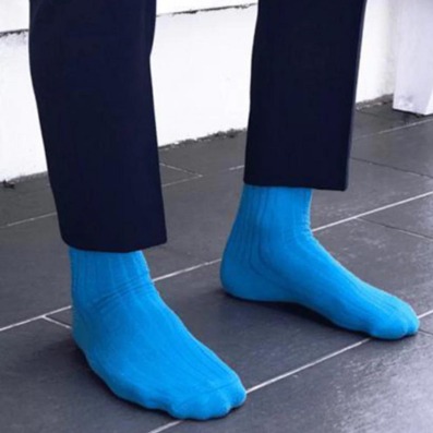 lichtblauwe sokken