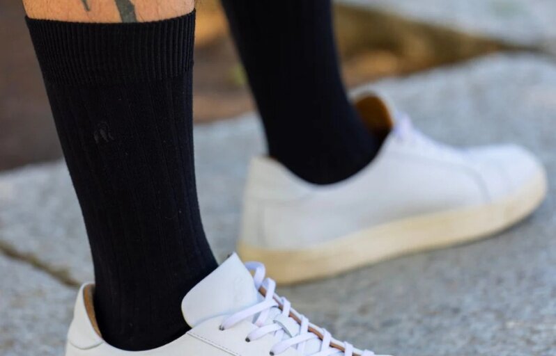 Effen bamboe sokken: Bamboo Basics vs Swole Panda