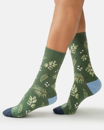 Thought bamboe damessokken met bladeren en bessen – fern green