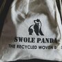 Swole Panda - gevlochten riem - beige blauw zigzag